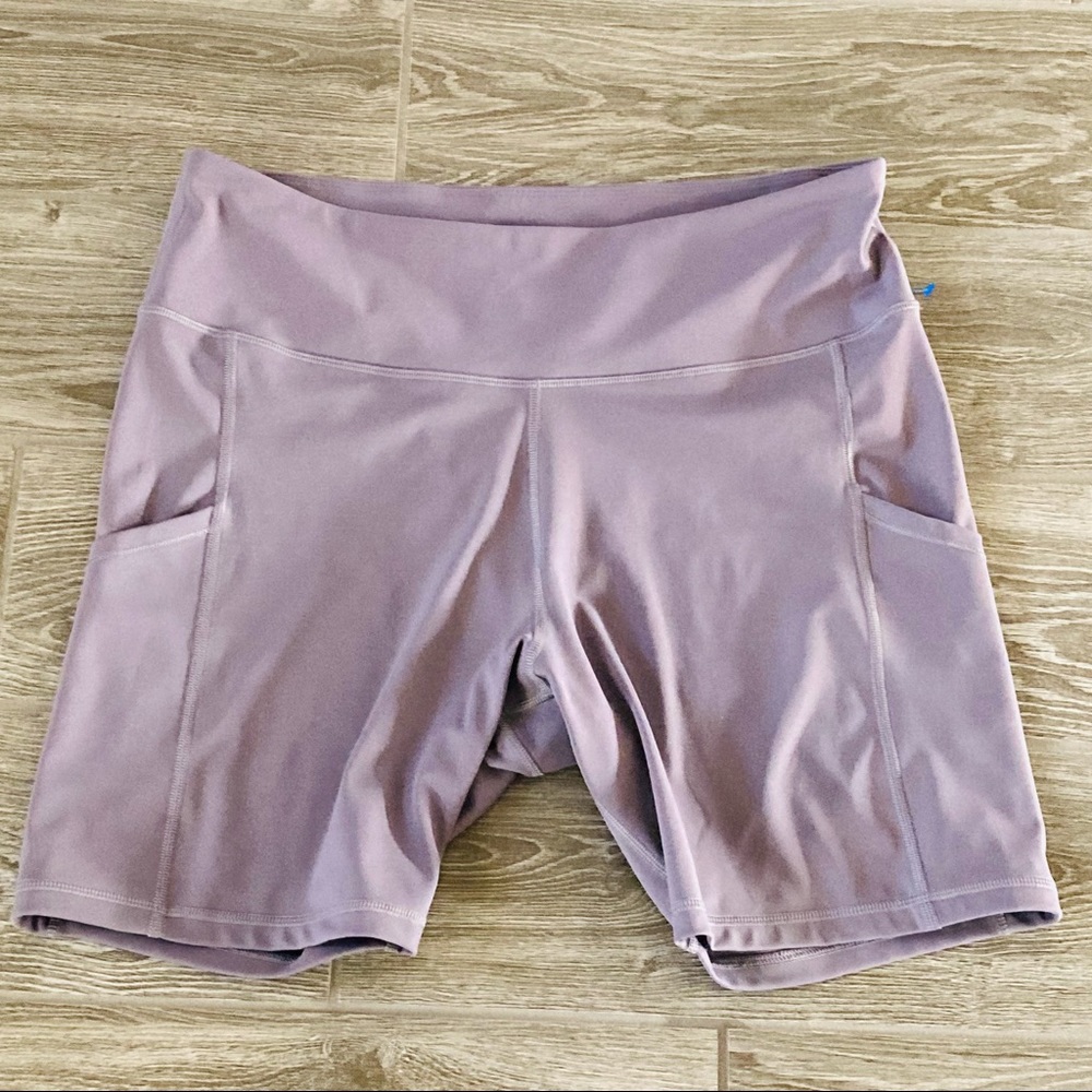 BR Standard by Banana Republic On The Go Dusty Amethyst Bike Shorts / Size XL